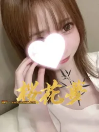 あおい（葵）🍓制服のままお出迎え？