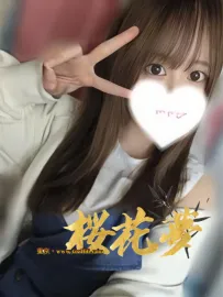 ひな（Hina）💕甘えた声で囁かれたら…もう逃げられない💕