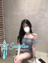 🦋名前：ゆいか 🔴年齢：19 歳  職業⏩美容専門学校生