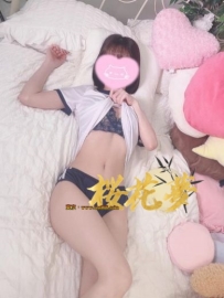 ゆき（Yuki） 🦋儚げな視線、でも内側はエロすぎる 触れてほしいの…
